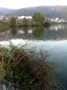 Tras do Penedo visto desde el malecón. Petín, Orense
